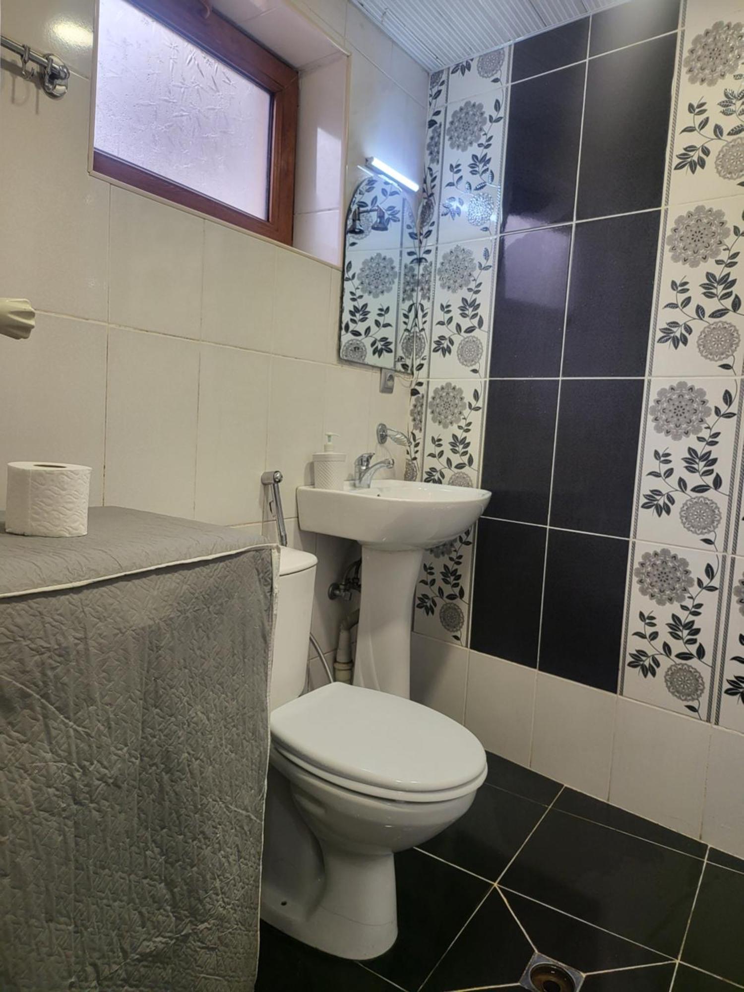 Guesthouse Sabina Tbilisi Ngoại thất bức ảnh