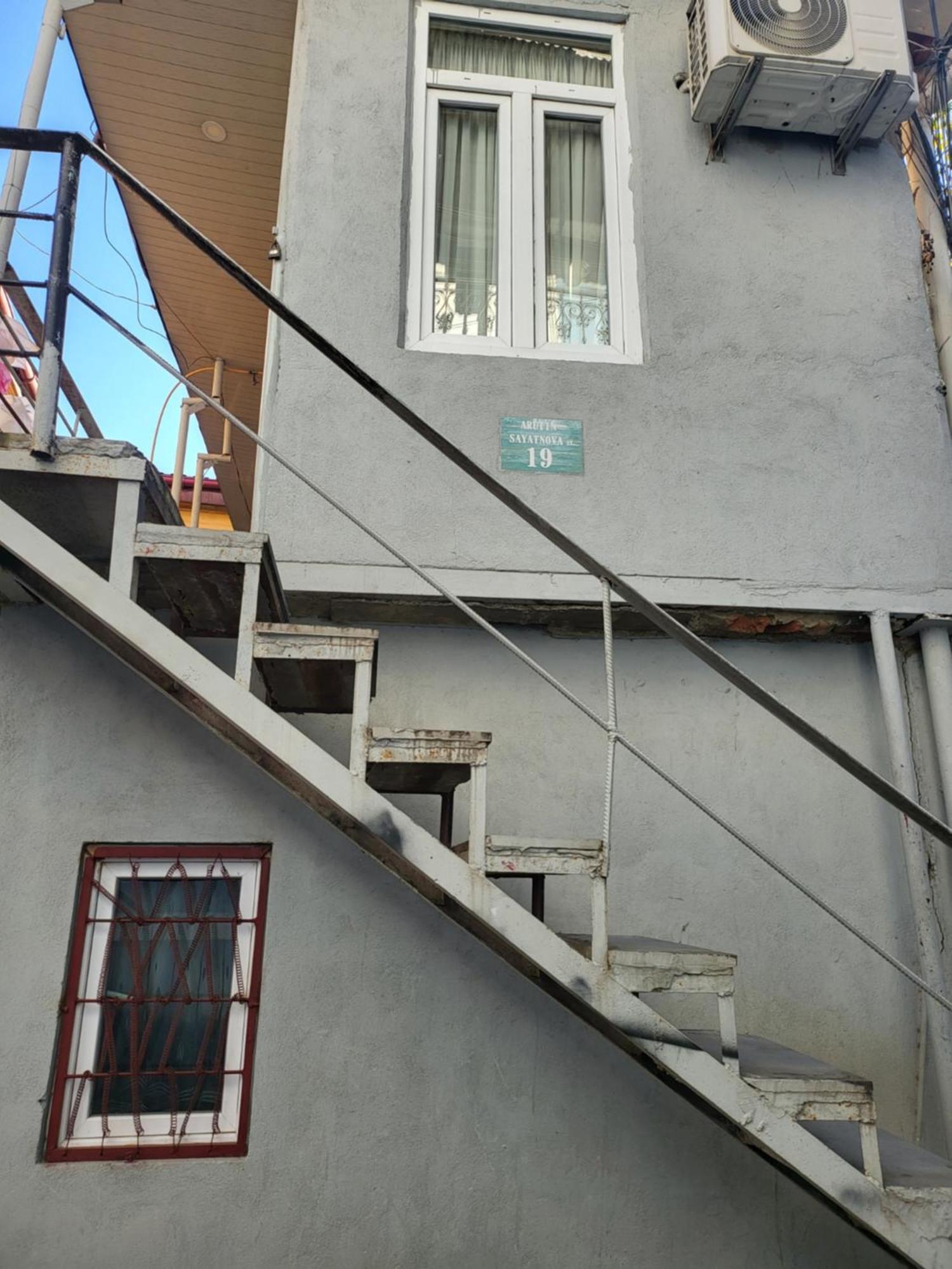 Guesthouse Sabina Tbilisi Ngoại thất bức ảnh