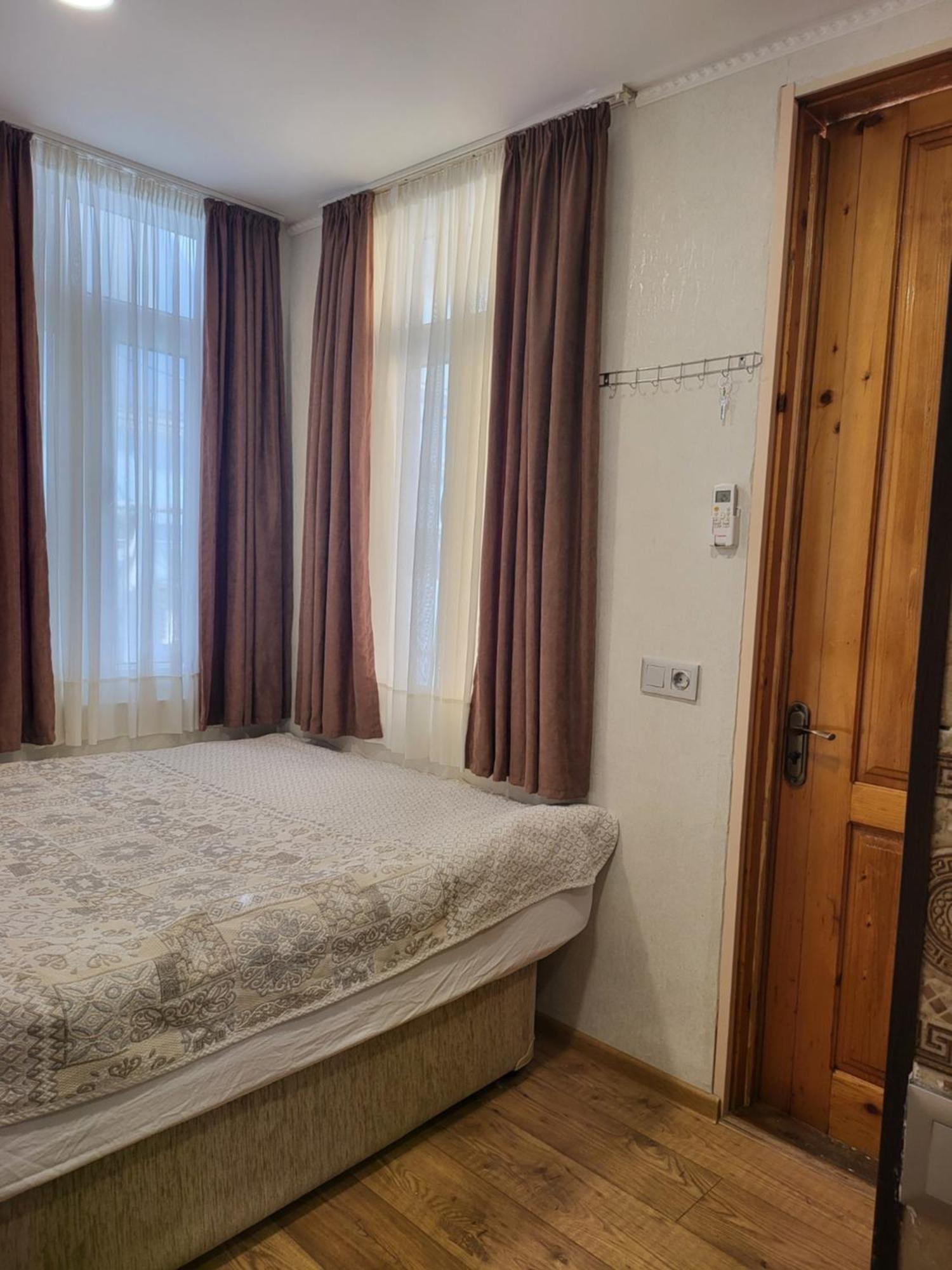Guesthouse Sabina Tbilisi Ngoại thất bức ảnh